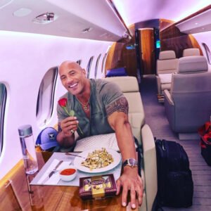 How Dwayne 'The Rock' Johnson became the most followed American man on Instagram - SurgeZirc France